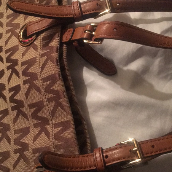 Sold - Picture 8 of 8